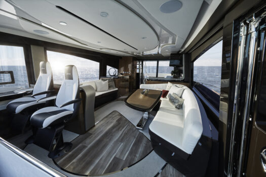 Wnętrze luksusowego jachtu Lexusa